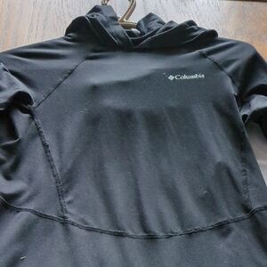 Columbia Black Pullover Long Sleeve Top